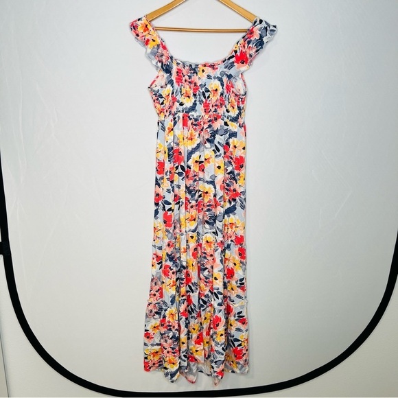 Isabel Maternity by Ingrid & Isabel Floral Smocked Tiered Maxi Dress. Size XS. - Picture 3 of 15